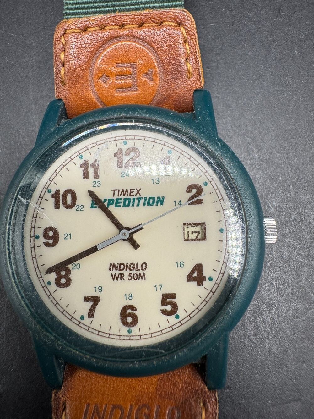 Vtg Timex Expedition Indiglo WR 50 Green Case & Nylon Band 36.7mm Watch